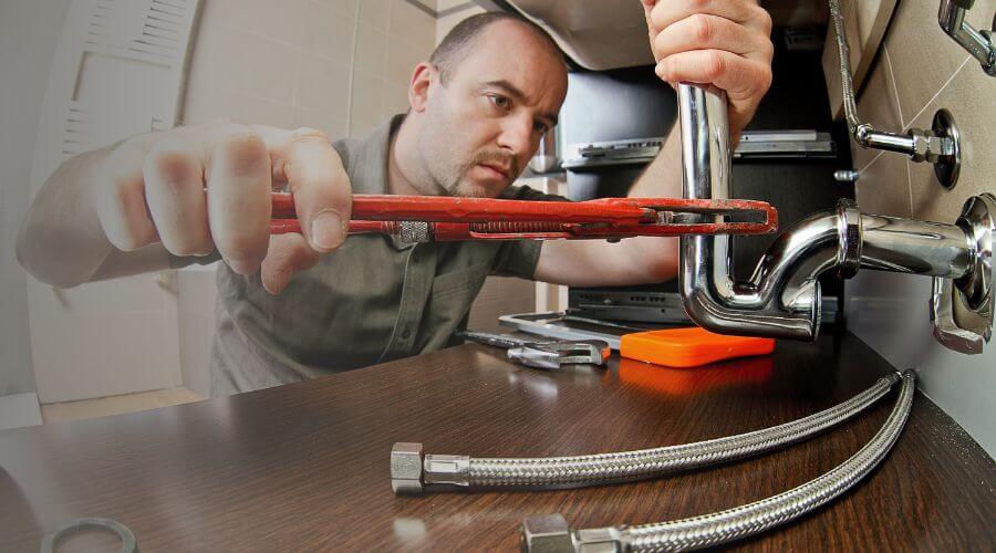 Expert burst pipe repair services in Moselle, MS